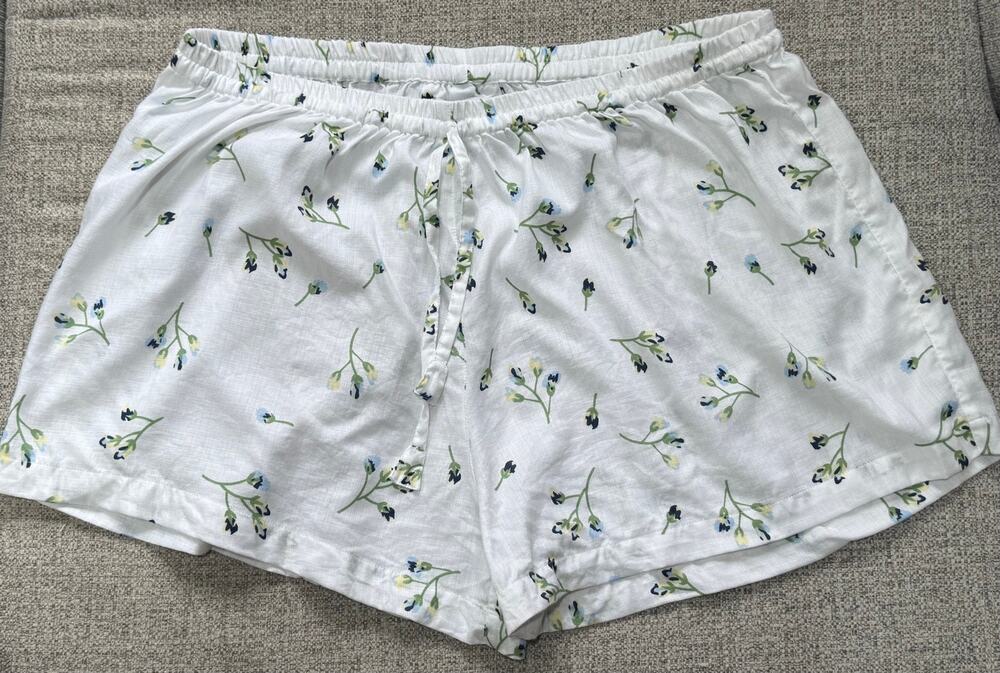 Piyama White Floral Cotton Lyocell Pyjama Shorts (Size XXXL)